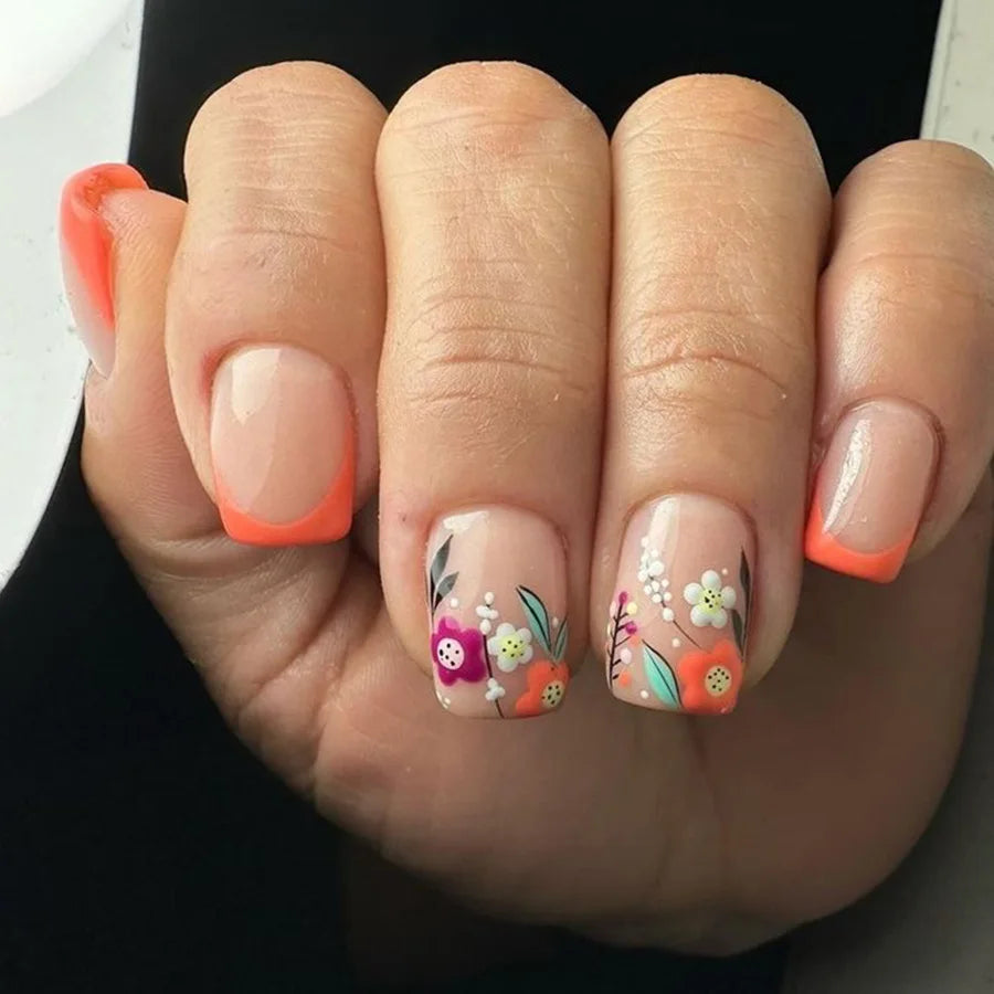 24Pcs Fairy White Flower Fake Nails Pink French Tip Press on Nails Short Square Wearable False Nail for Women Girls DIY Manicure