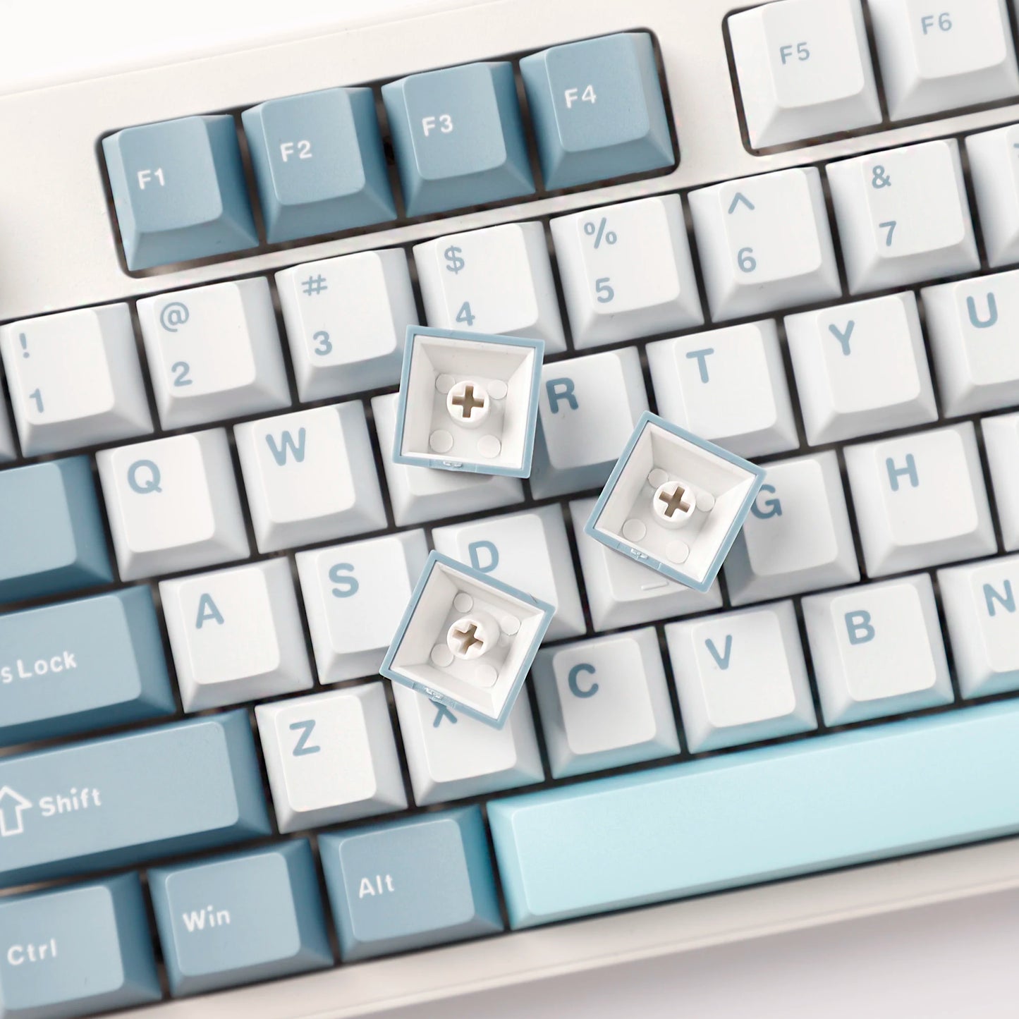 YMDK 126 Keys Cloud Lake White Blue Color Matching Double Shot Cherry Profile PBT Keycaps for Mx Mechanical Keyboard