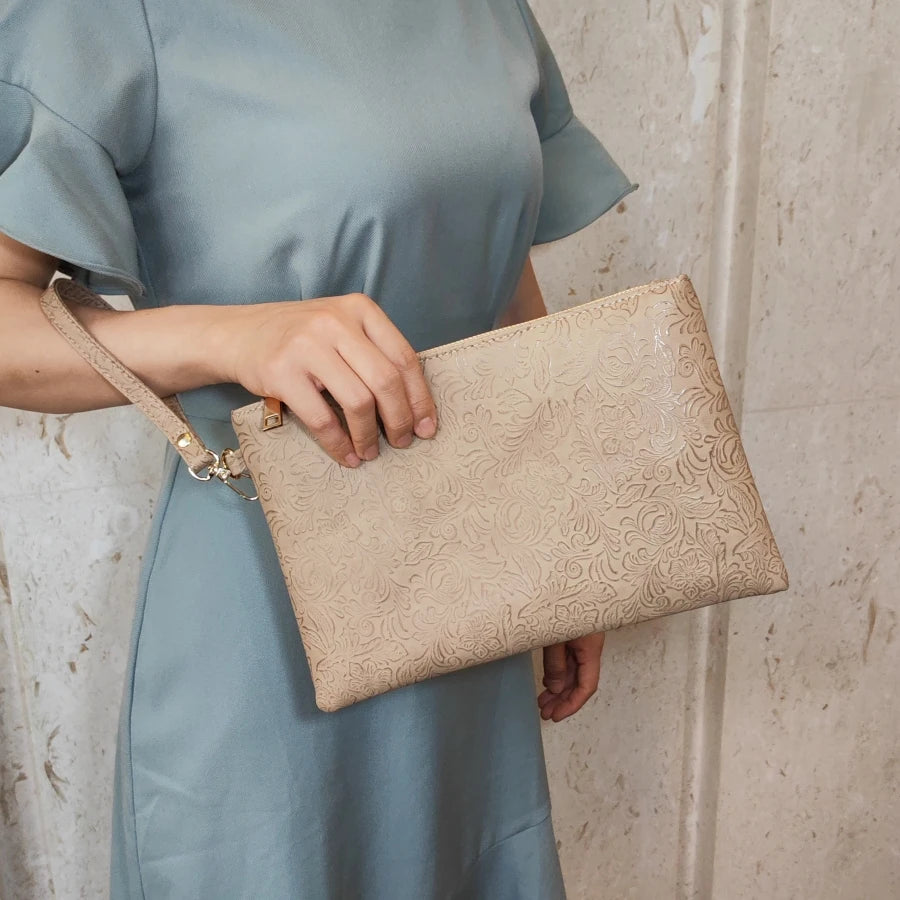 Vintage Relief patterned women Clutches phone envelope clutch purse PU leather Lady Handbag wallet bolsa feminina